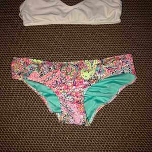 Printed bottoms